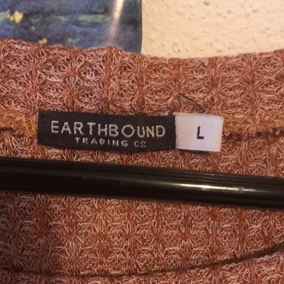 Earthbound sweater - Picture 2 of 3